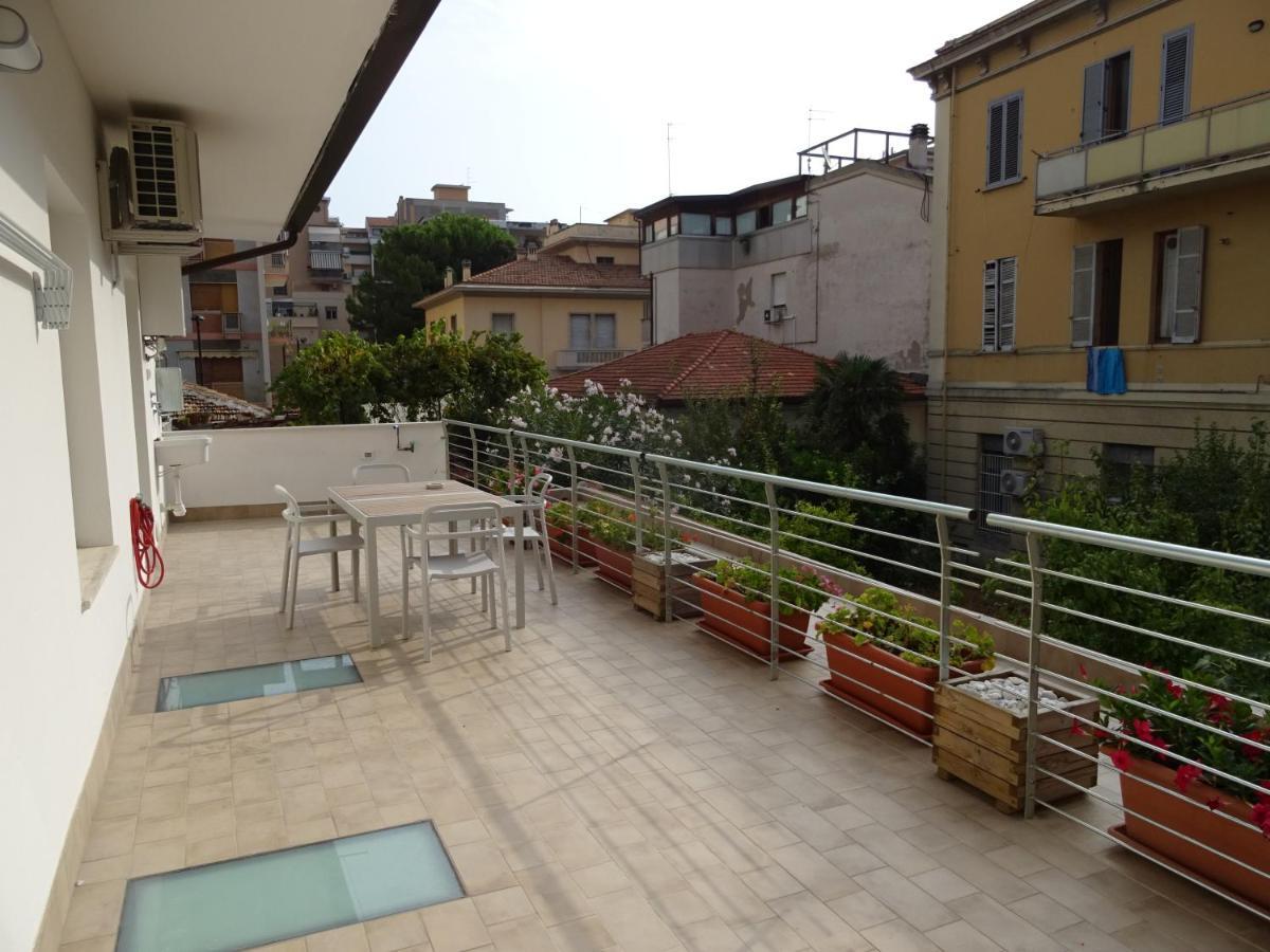 Meeting Pescara Exterior foto